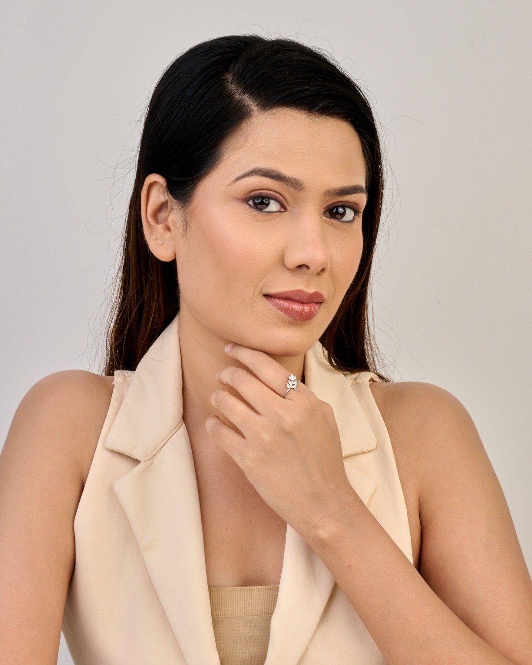 Delicate Leaf Vine Adjustable Ring – 925 Sterling Silver — view 5