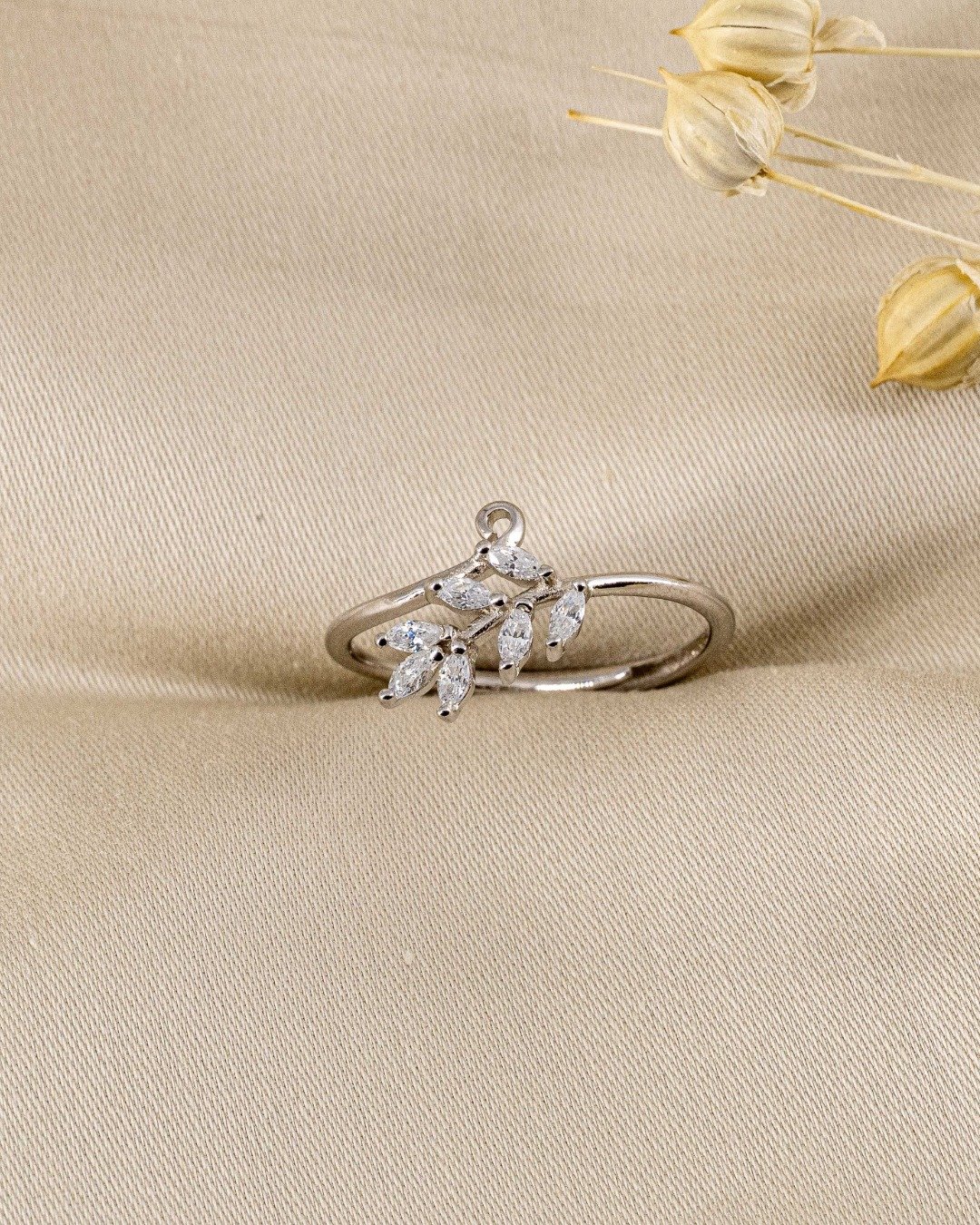 Delicate Leaf Vine Adjustable Ring – 925 Sterling Silver