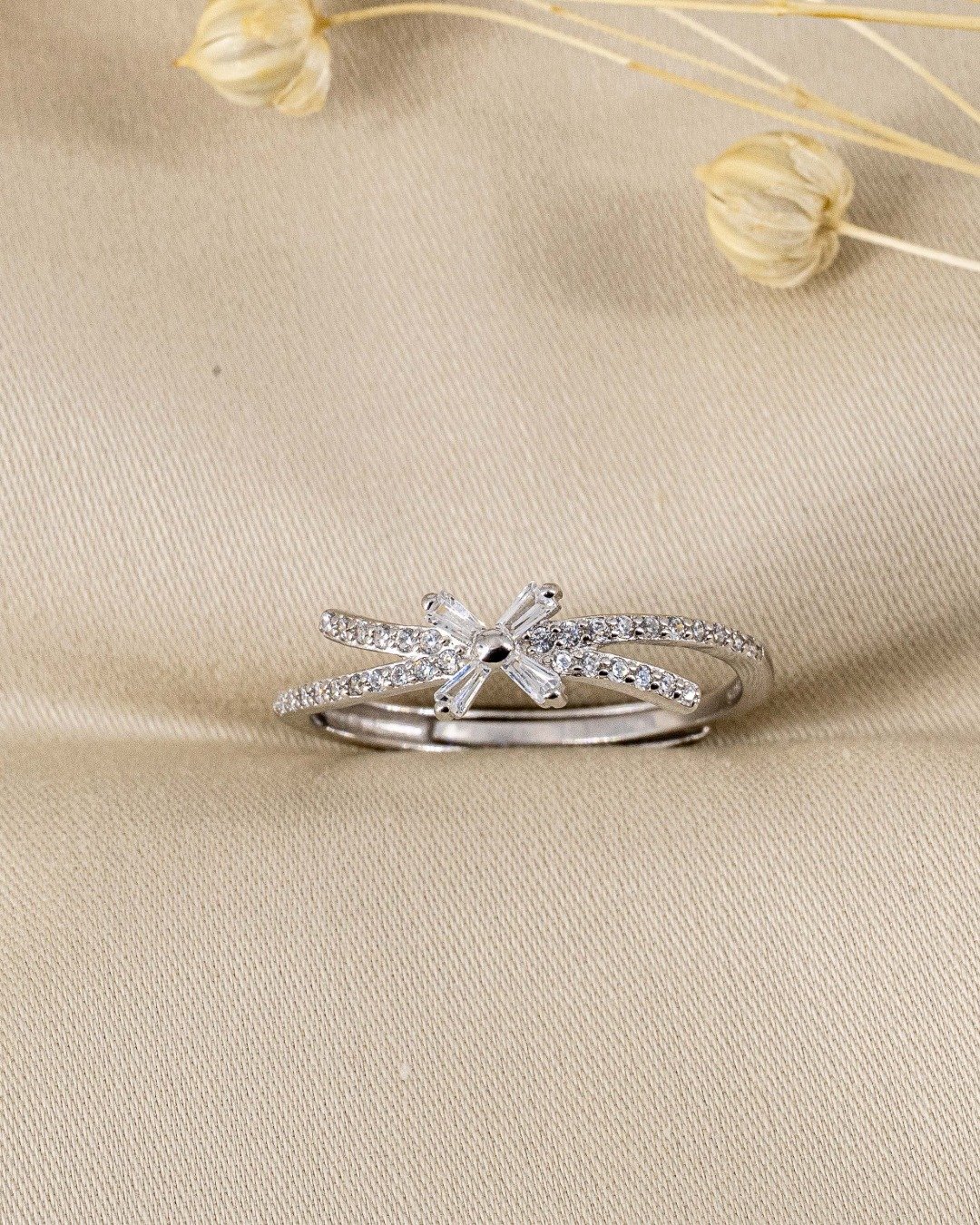 Sparkling Bow Elegance Adjustable Ring – 925 Sterling Silver