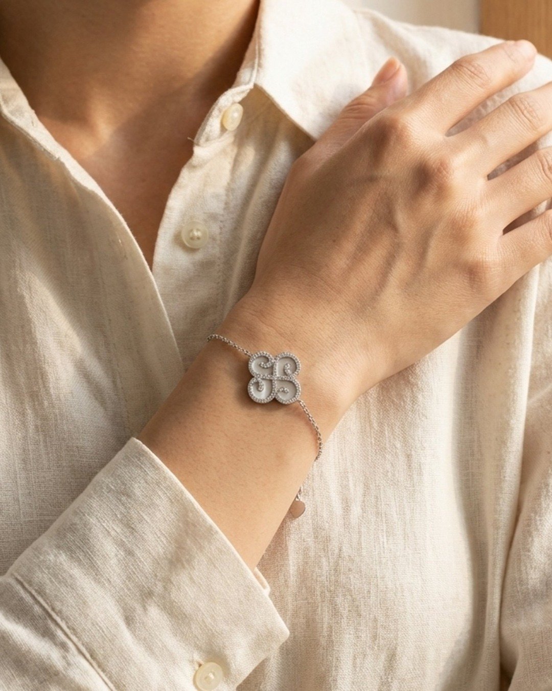 Mother of Pearl Clover Bracelet – 925 Sterling Silver — view 4