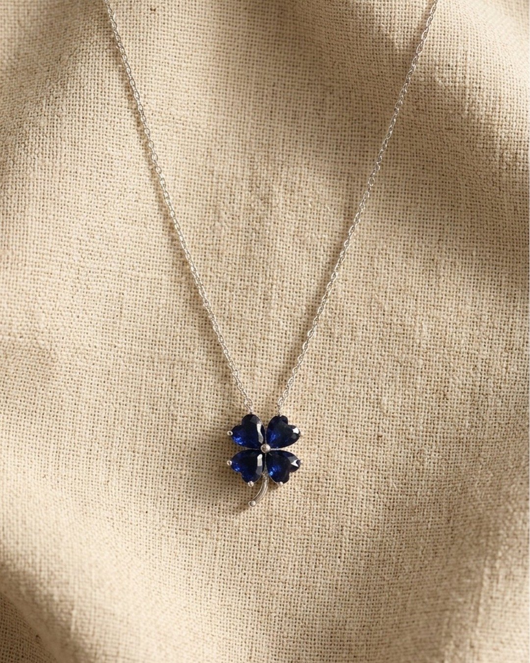 Royal Clover Blue Blossom Necklace – 925 Sterling Silver — view 4