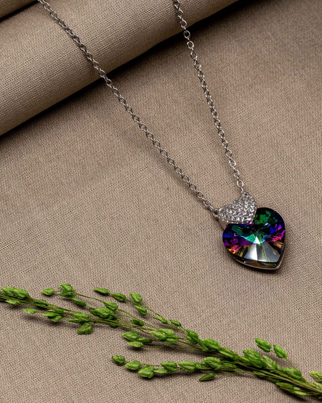 Twilight Radiance Heart Pendant Necklace Set – 925 Sterling Silver